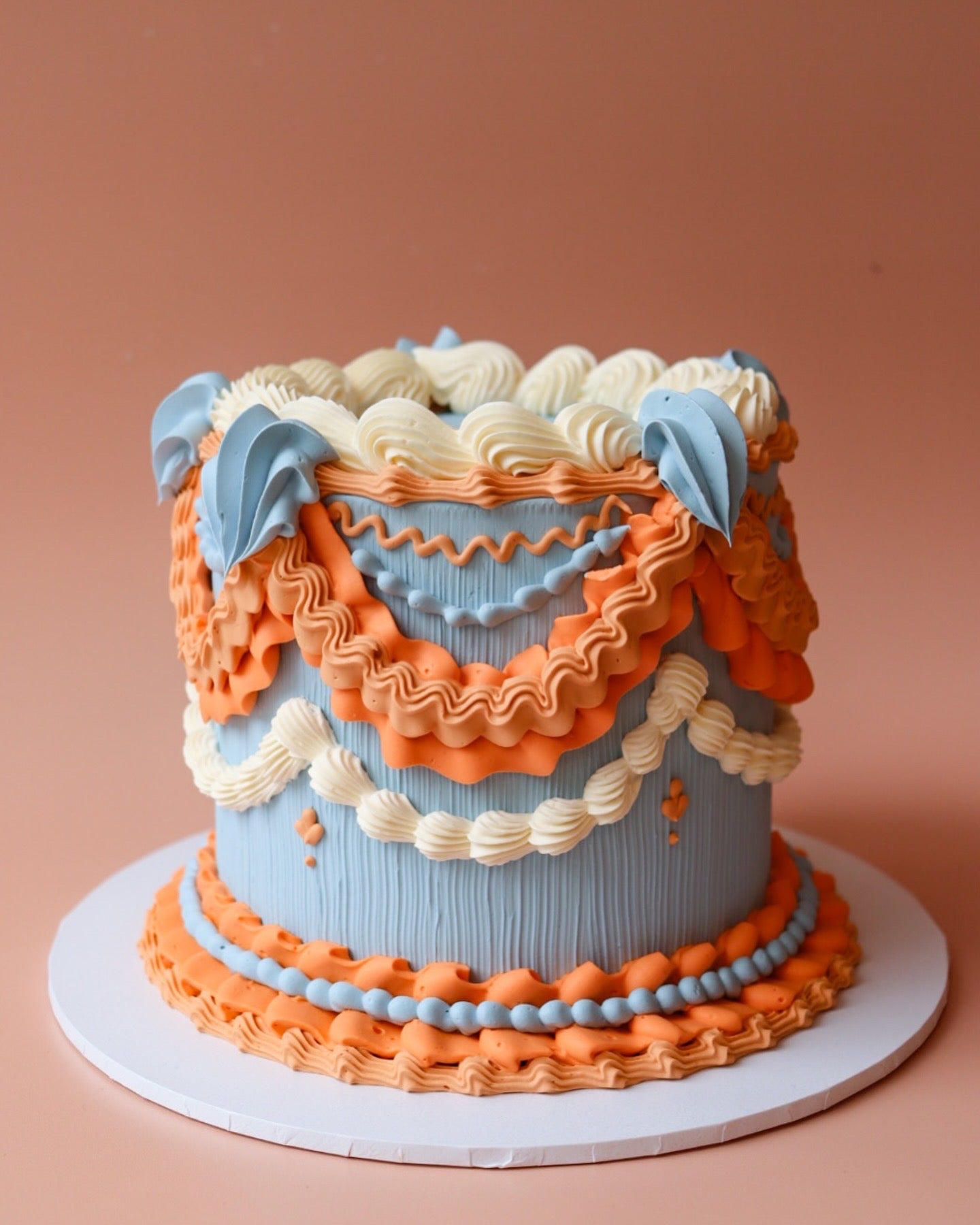 Build Your Own: Vintage Cake